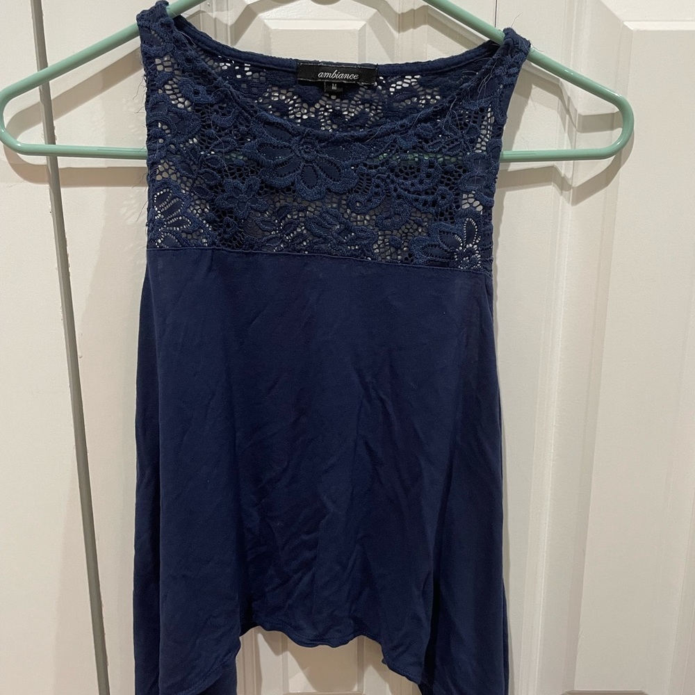 Crop top worn once size small